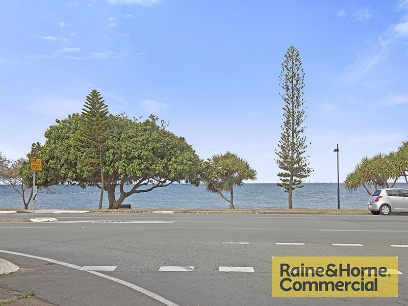 50 Hornibrook Esplanade, Clontarf QLD 4019