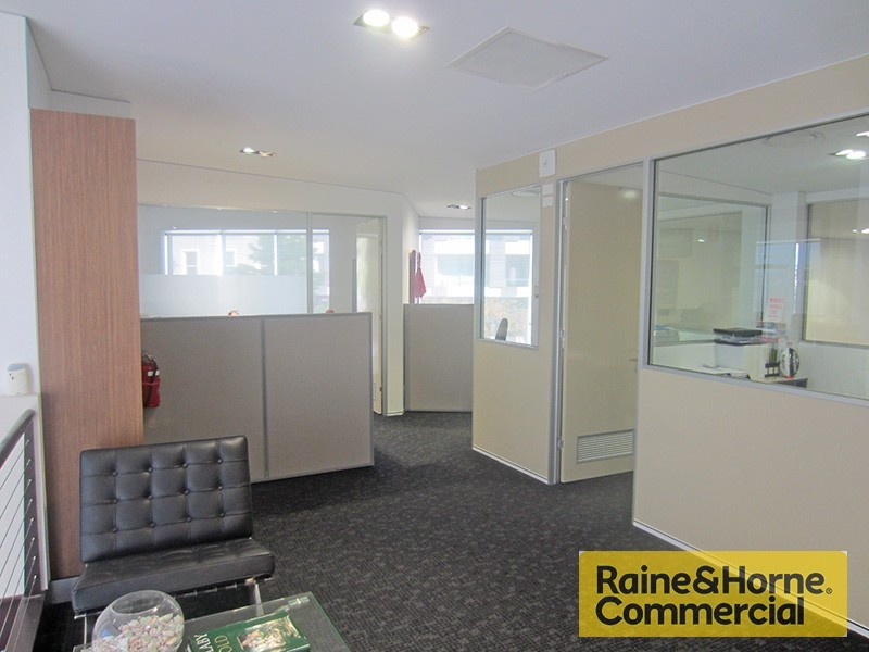 8/9 Longland Street, Newstead QLD 4006