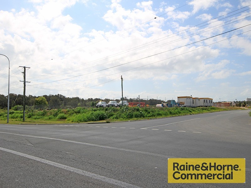 Front/427 Main Myrtletown Road, Pinkenba QLD 4008