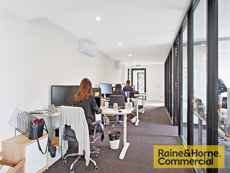 219 Lutwyche Road, Windsor QLD 4030