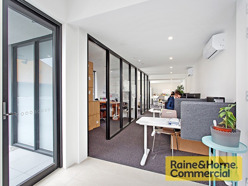 219 Lutwyche Road, Windsor QLD 4030