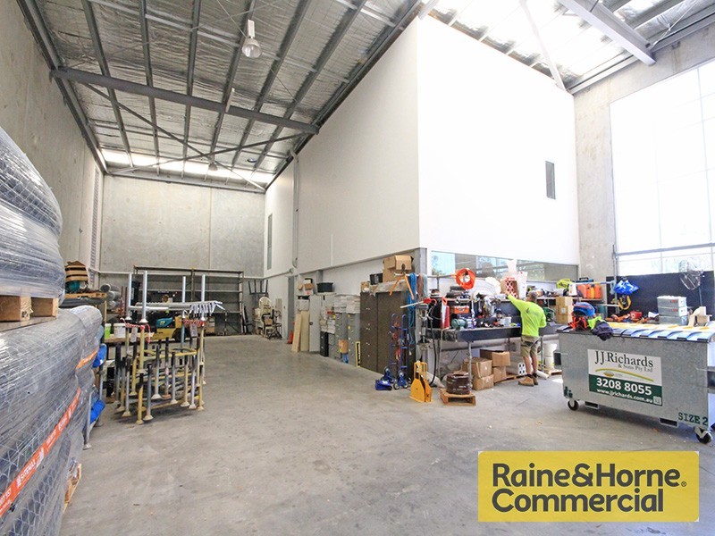 302.3/12 Boronia Road, Brisbane Airport QLD 4007