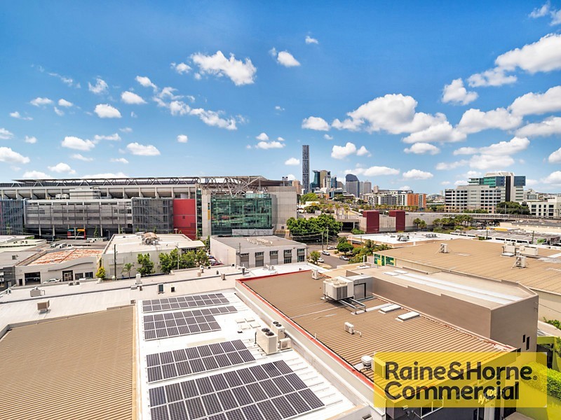 2/15 Mayneview Street, Milton QLD 4064