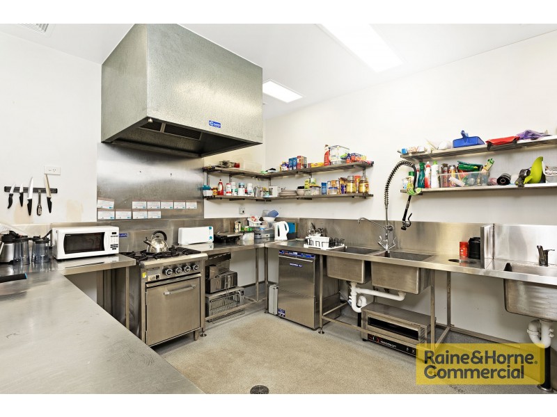 1 Daisy Street, Grange QLD 4051