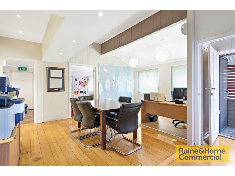 1 Daisy Street, Grange QLD 4051