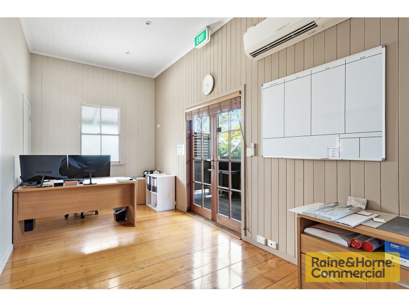 1 Daisy Street, Grange QLD 4051