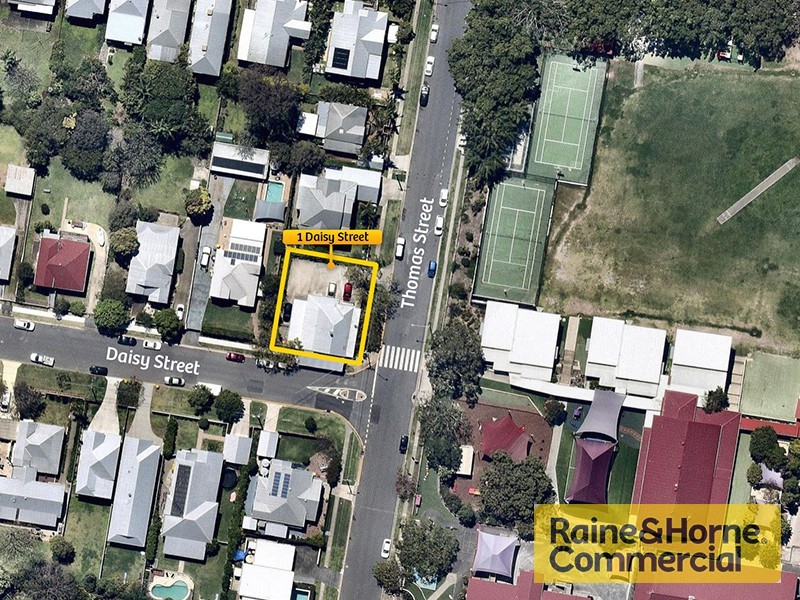 1 Daisy Street, Grange QLD 4051