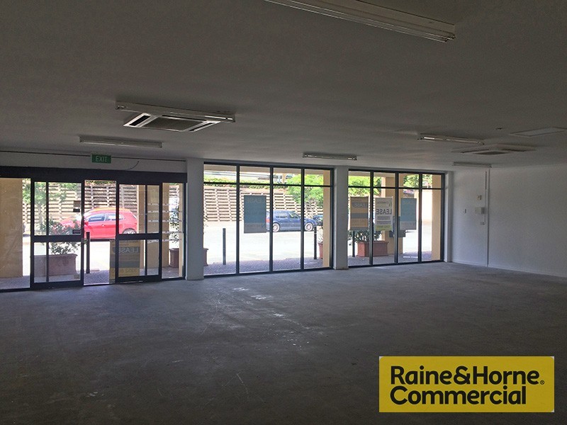 A/11 Old Northern Road, Everton Hills QLD 4053