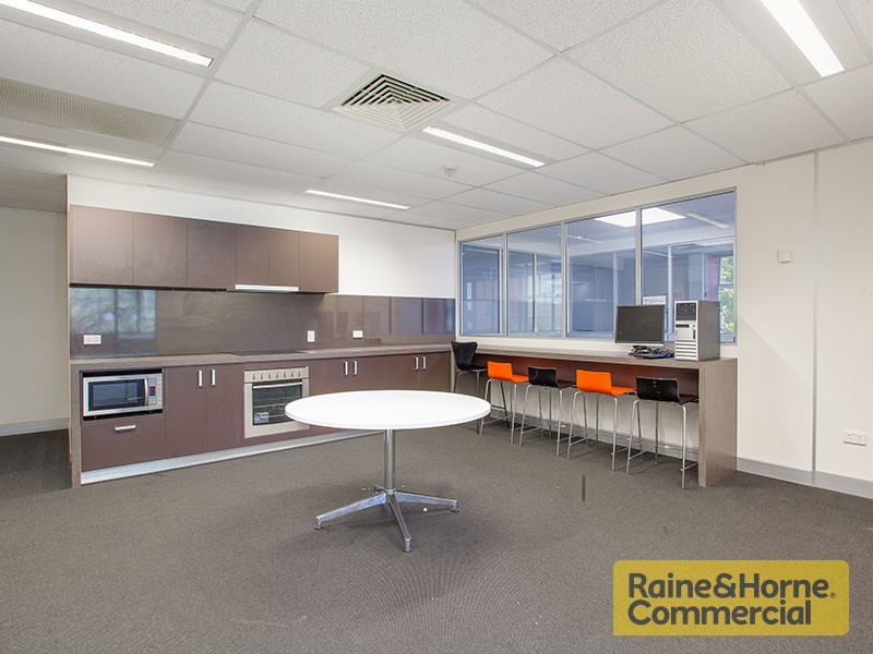 97 Castlemaine Street, Milton QLD 4064
