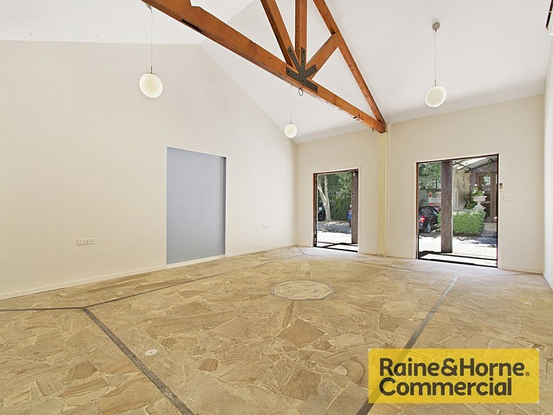 46 Douglas Street, Milton QLD 4064