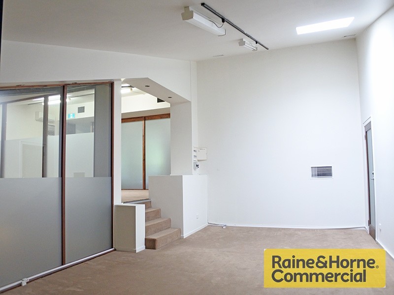 46 Douglas Street, Milton QLD 4064