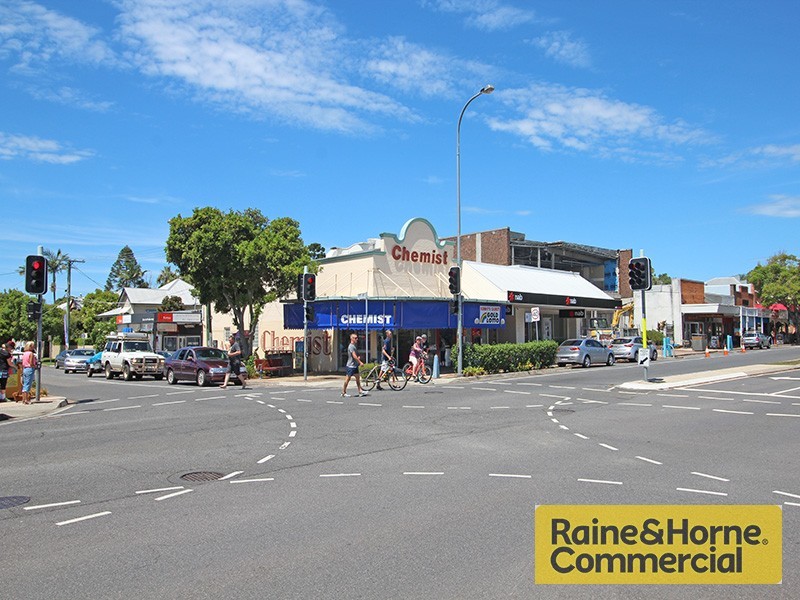 37 Brighton Road, Sandgate QLD 4017