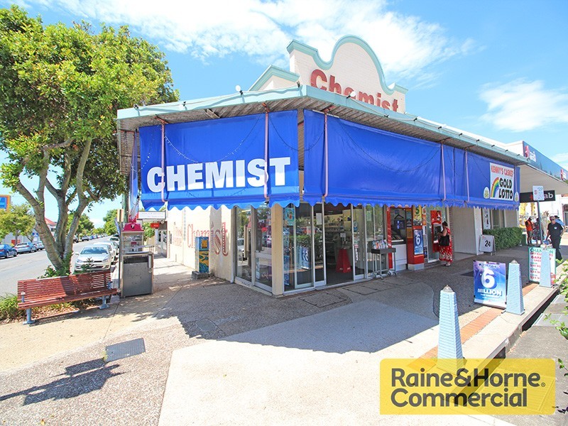 37 Brighton Road, Sandgate QLD 4017