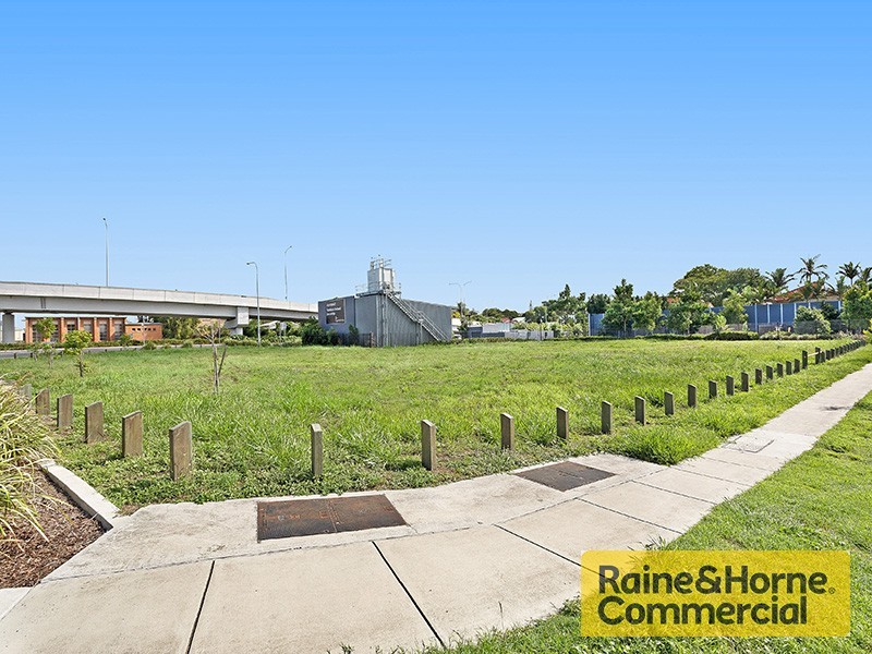 110-124 Gympie and 8-12 Brookfield Roads, Kedron QLD 4031