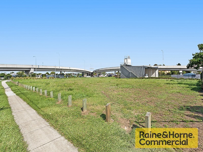110-124 Gympie and 8-12 Brookfield Roads, Kedron QLD 4031