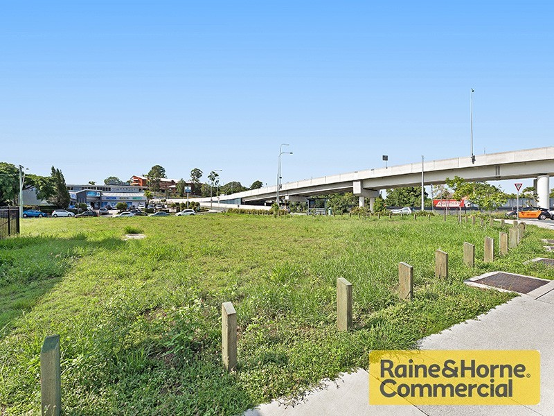 110-124 Gympie and 8-12 Brookfield Roads, Kedron QLD 4031