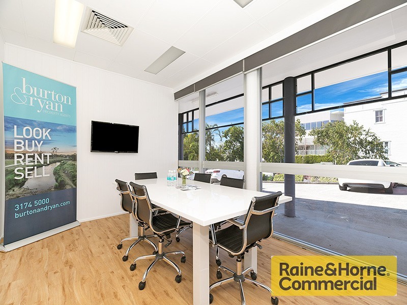 209 Days Road, Grange QLD 4051