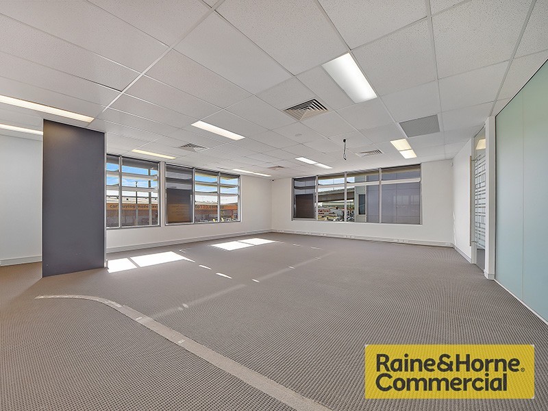 11/8 Navigator Place, Hendra QLD 4011