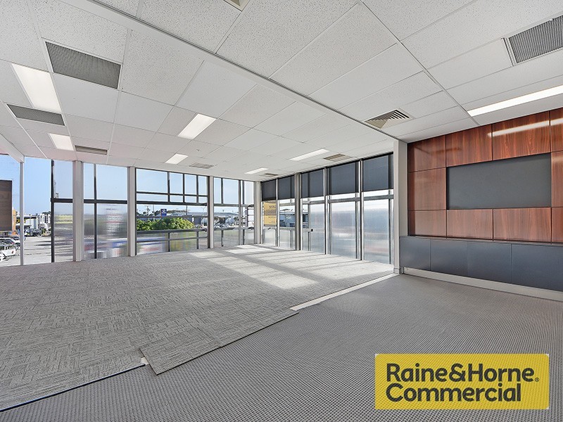 11/8 Navigator Place, Hendra QLD 4011