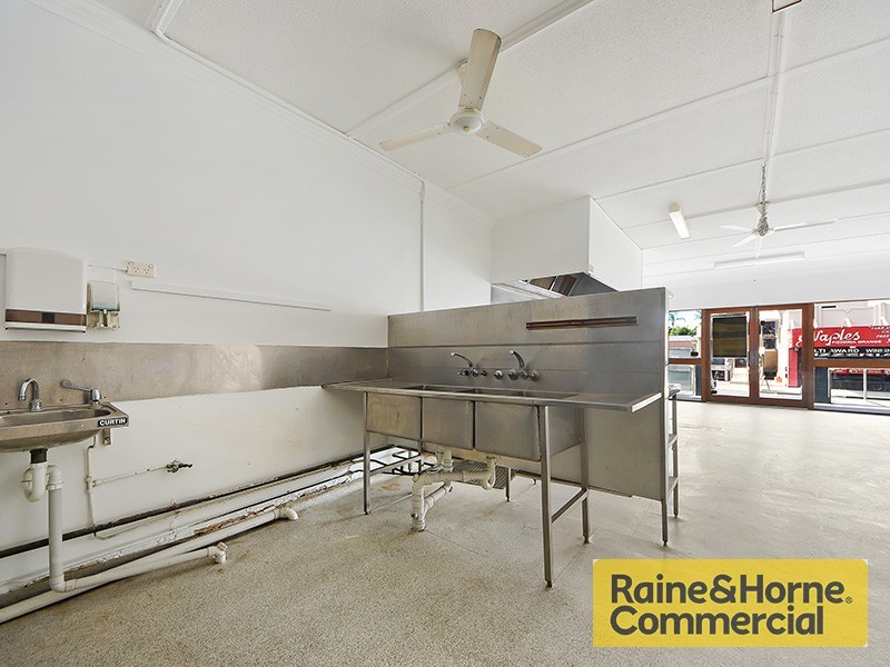 4/8 Days Road, Grange QLD 4051