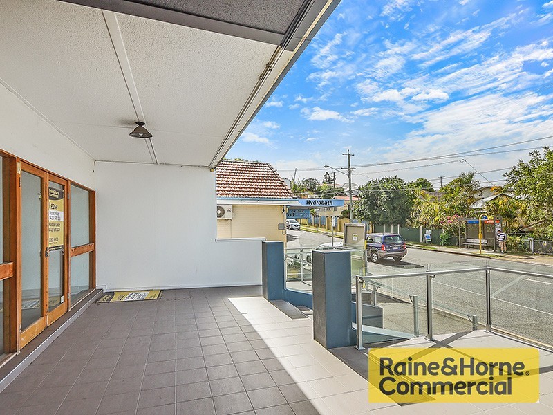 4/8 Days Road, Grange QLD 4051