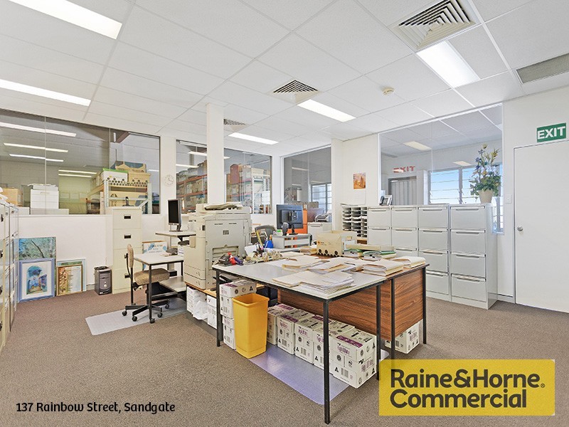 135 and 137 Rainbow Street, Sandgate QLD 4017