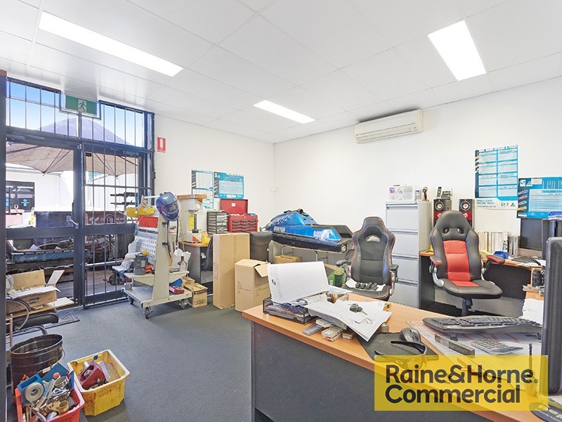 7/11-15 Business Drive, Narangba QLD 4504