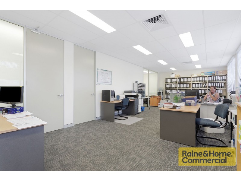 7and9/691 Albany Creek Road, Albany Creek QLD 4035