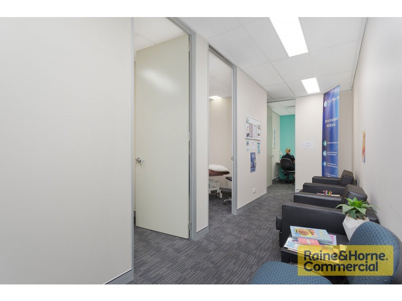 7and9/691 Albany Creek Road, Albany Creek QLD 4035