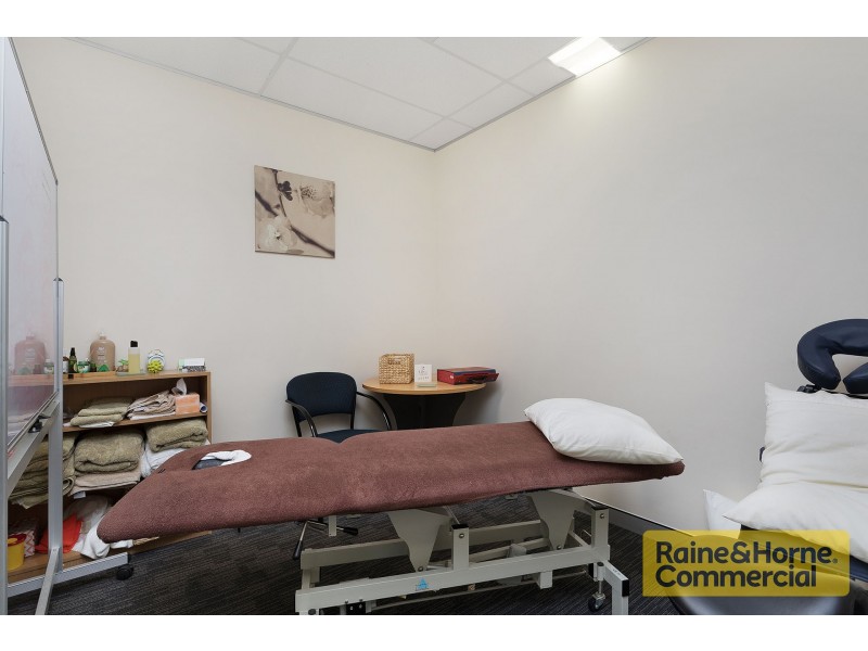 7and9/691 Albany Creek Road, Albany Creek QLD 4035