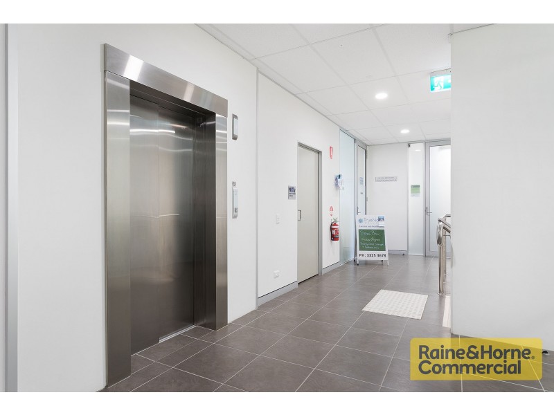 7and9/691 Albany Creek Road, Albany Creek QLD 4035