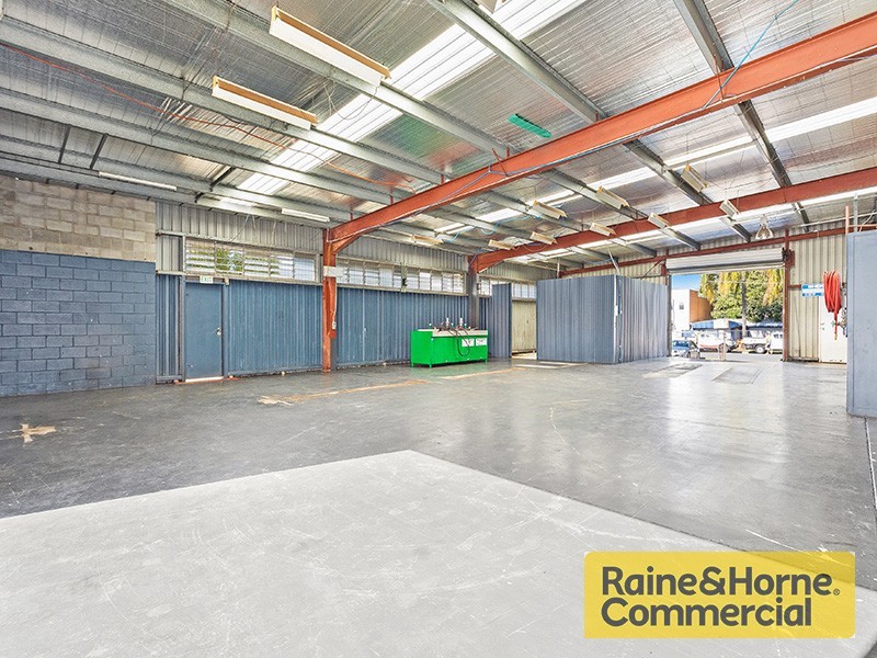 25 Frodsham Street, Albion QLD 4010