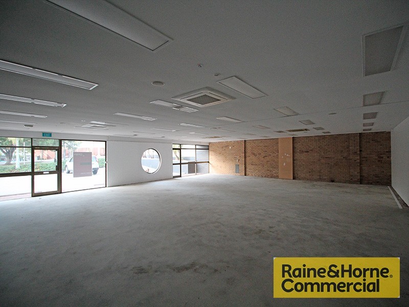 1and2/80 Loudon Street, Sandgate QLD 4017