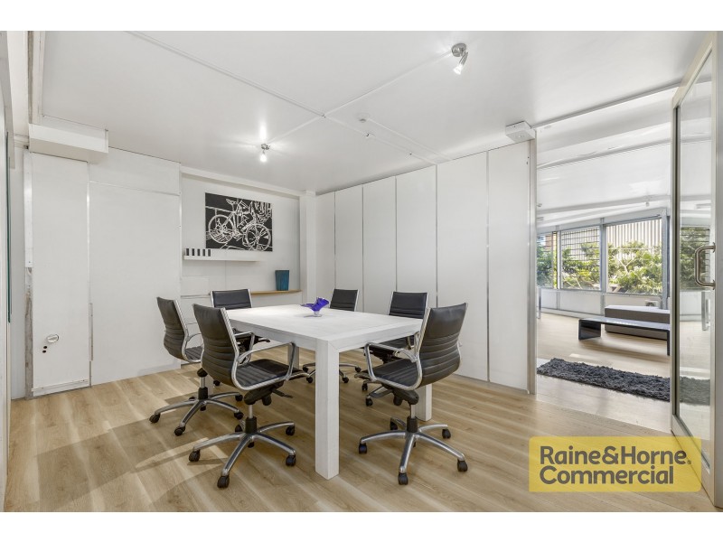 1.04/68 Commercial Road, Newstead QLD 4006