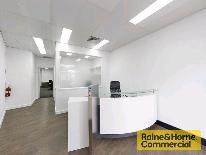 6 Heussler Terrace, Milton QLD 4064