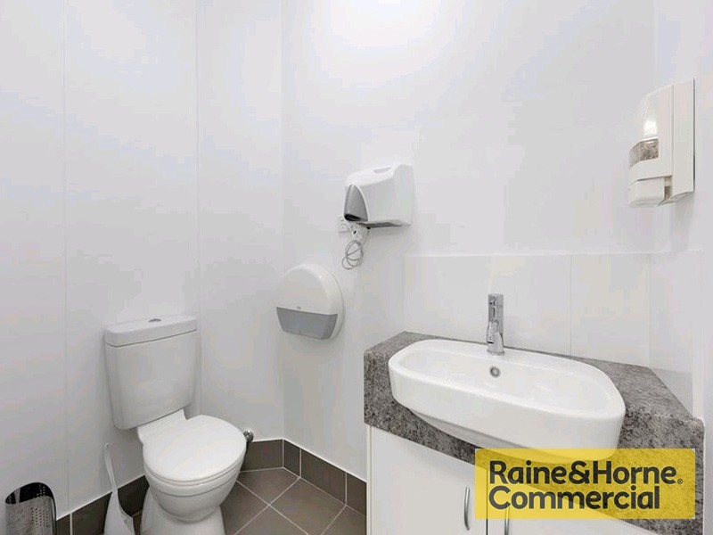 6 Heussler Terrace, Milton QLD 4064