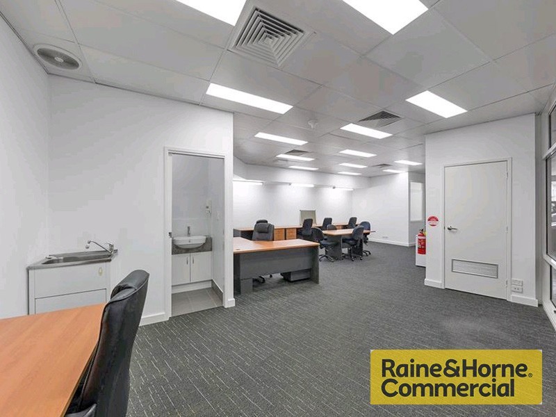 6 Heussler Terrace, Milton QLD 4064