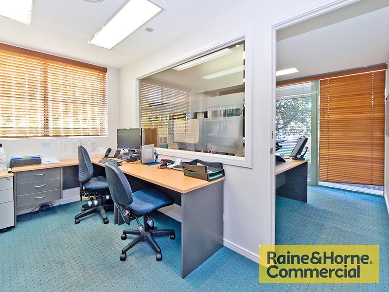 3 Frinton Street, Southport QLD 4215