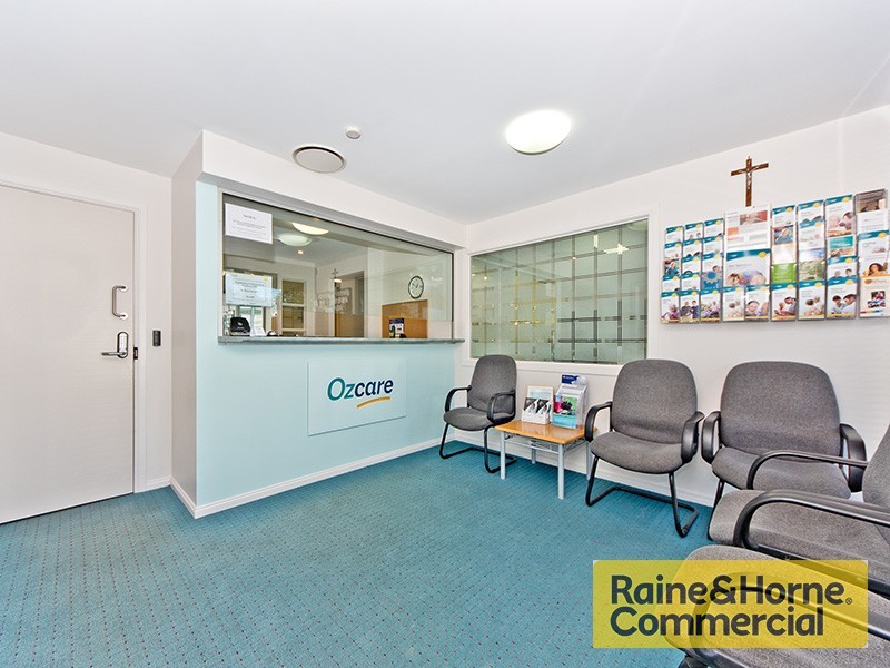 3 Frinton Street, Southport QLD 4215