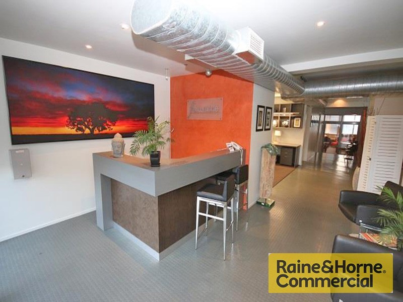 56 Commercial Road, Newstead QLD 4006