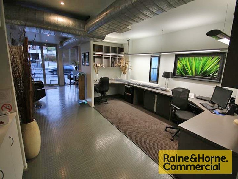 56 Commercial Road, Newstead QLD 4006