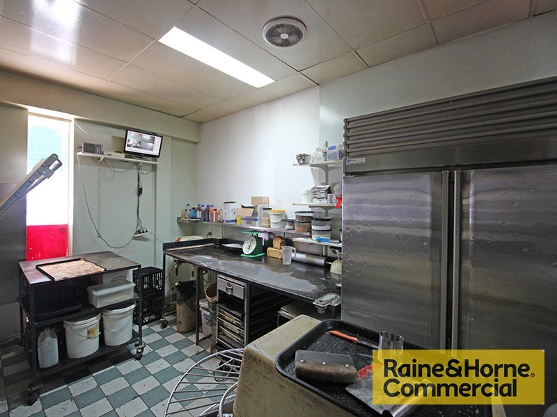 Shop 13/12 Lagoon Street, Sandgate QLD 4017