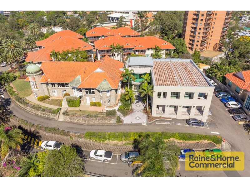 27and28/88 L’Estrange Terrace, Kelvin Grove QLD 4059