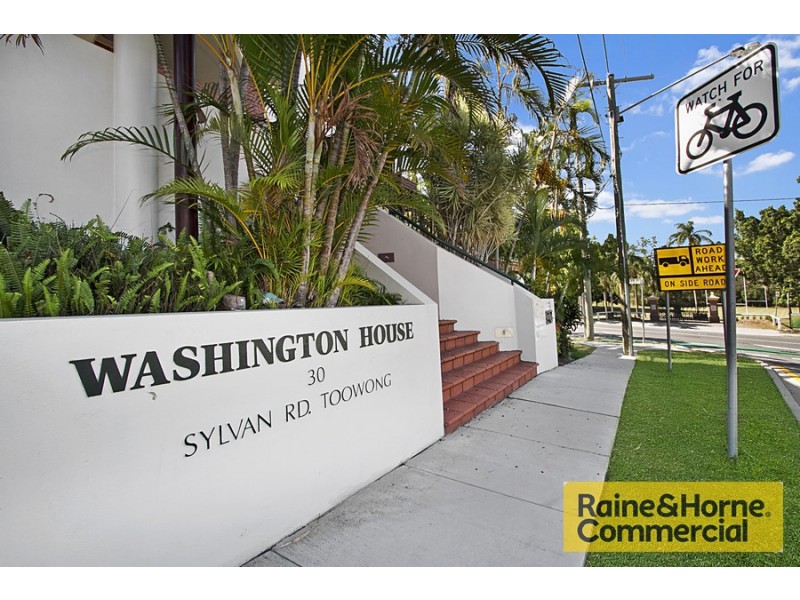 4/30 Sylvan Road, Toowong QLD 4066