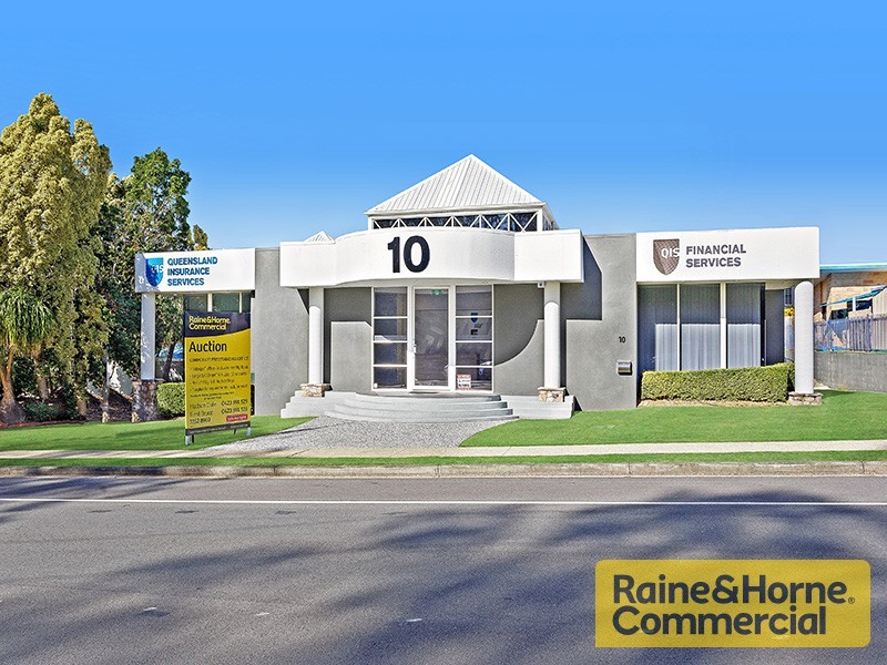 10 Dawn Road, Albany Creek QLD 4035