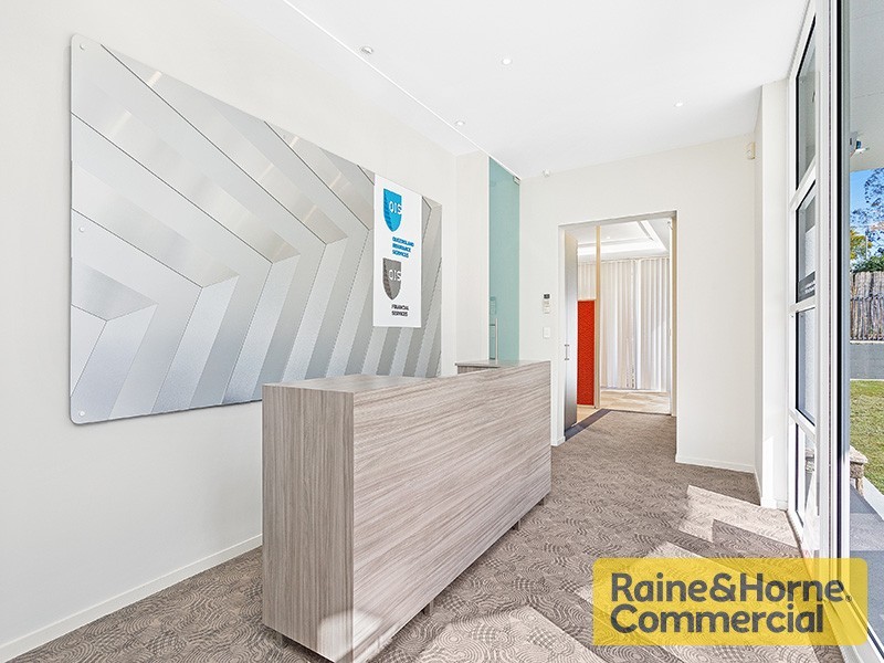 10 Dawn Road, Albany Creek QLD 4035