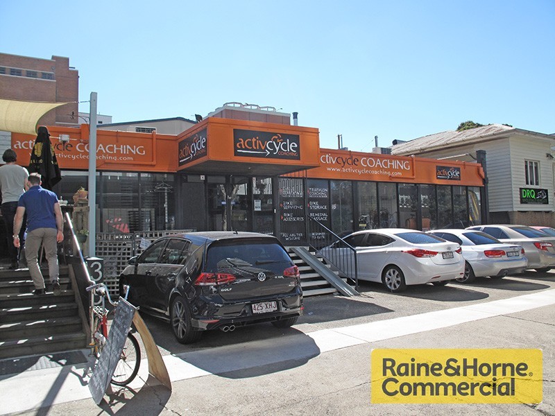 33 Railway Tce, Milton QLD 4064