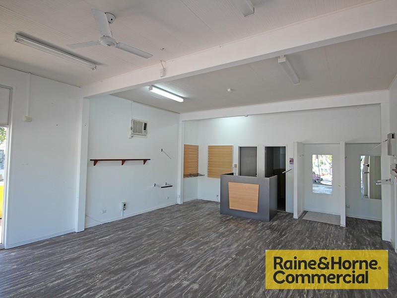 109 Brighton Road, Sandgate QLD 4017