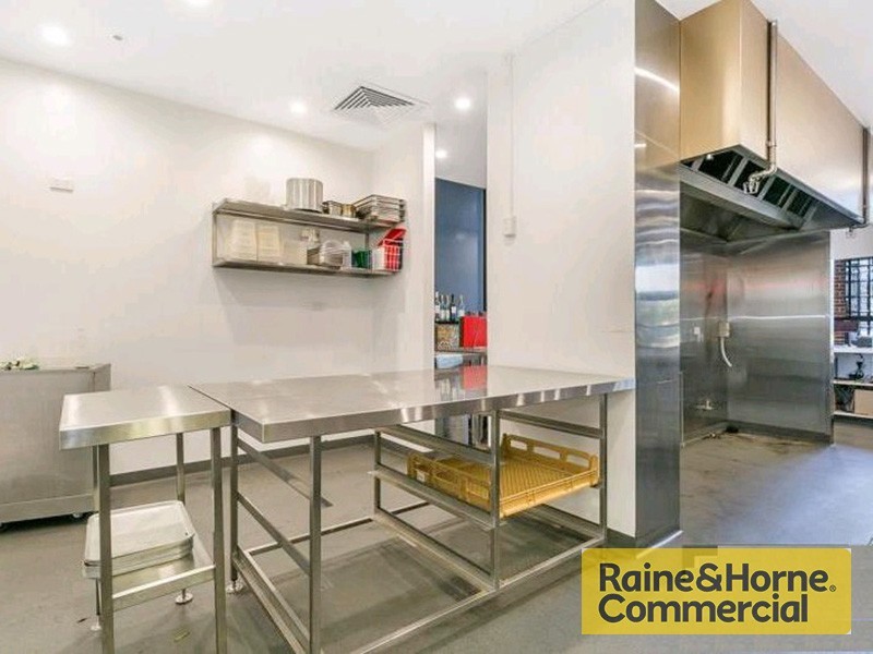 4/22-36 Railway Terrace, Milton QLD 4064