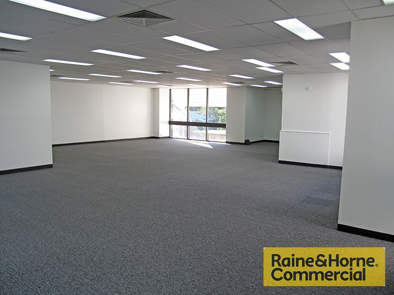 6/33 Woodstock Road, Toowong QLD 4066